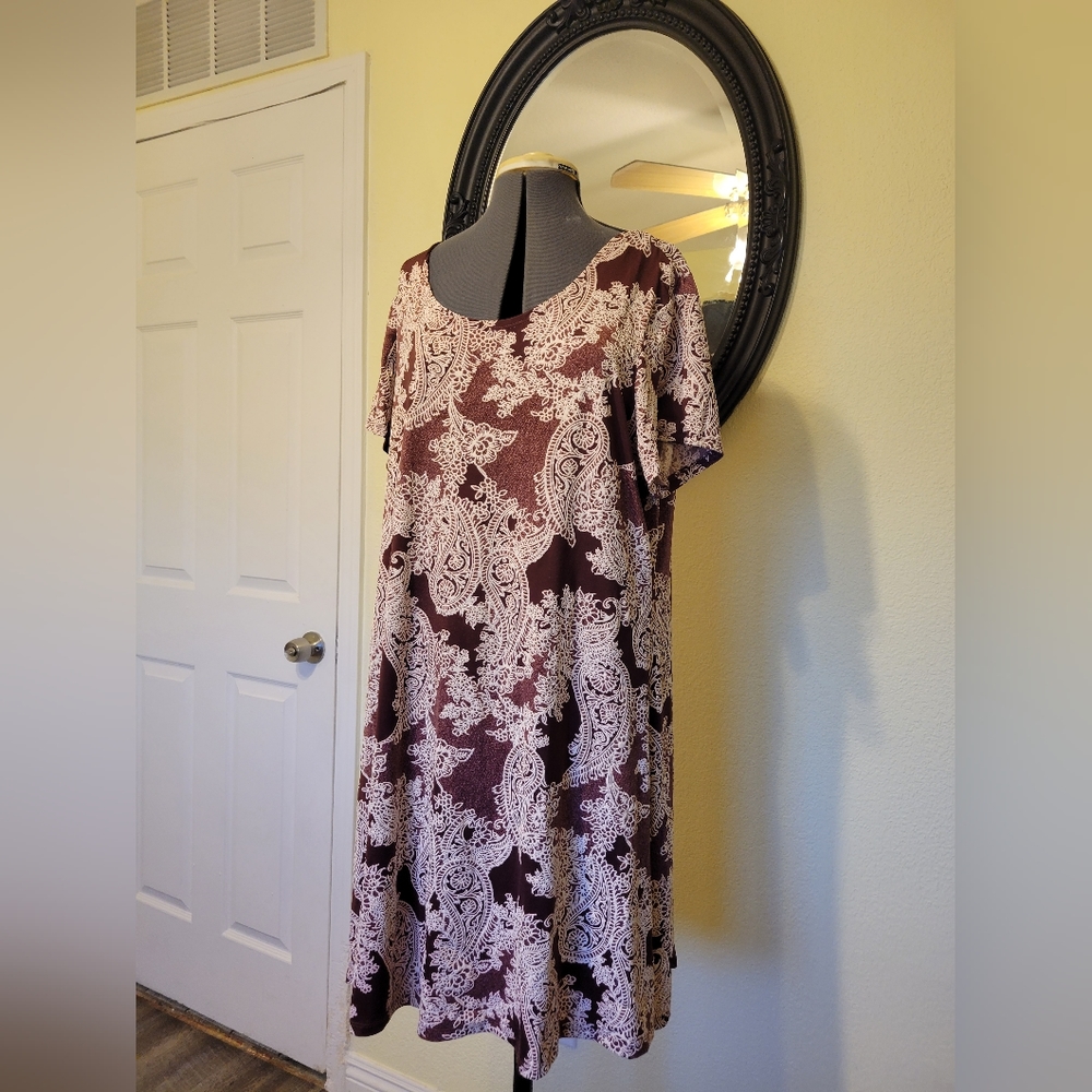Vasna burgundy and cream dress